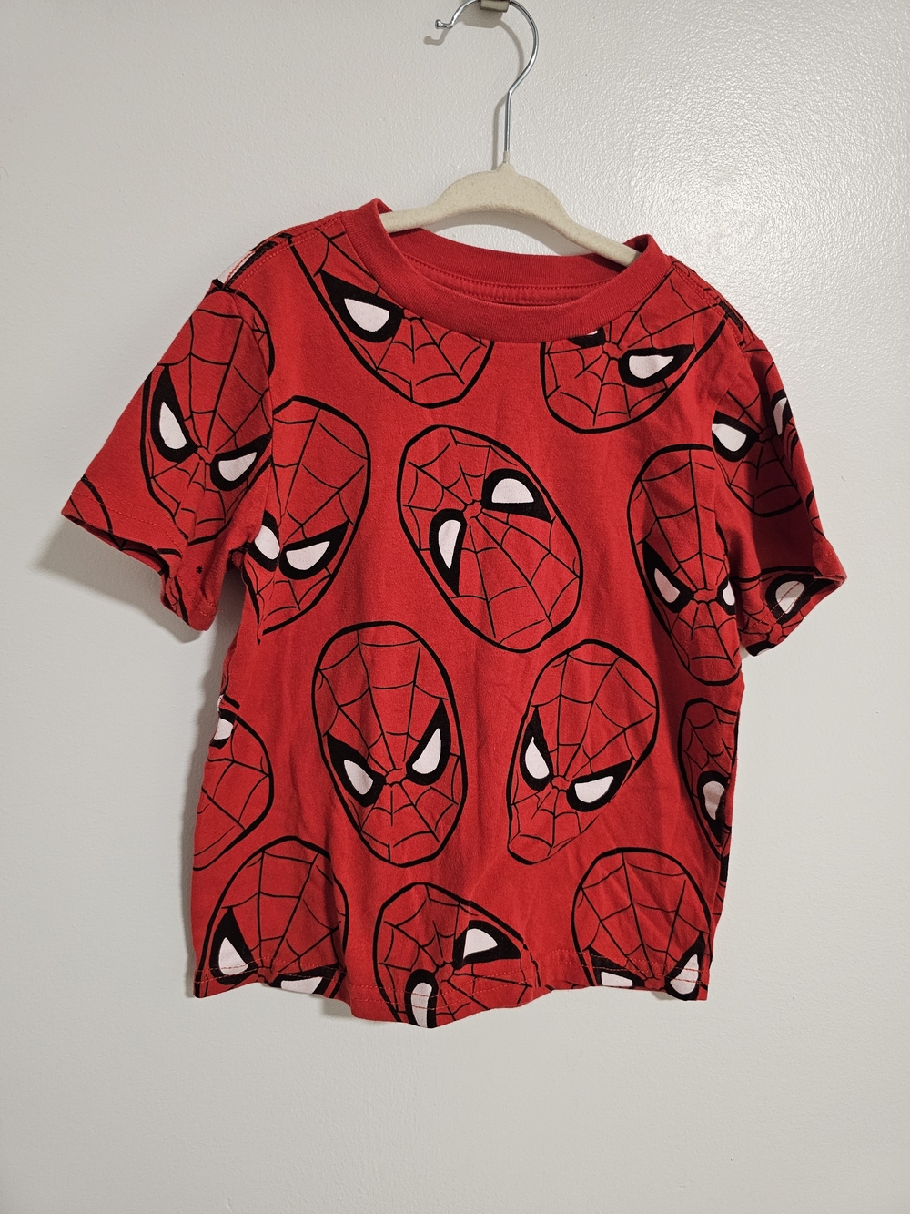 🧸2/20$ Marvel Spider-Man Print Graphic T-Shirt Size 4T Boy